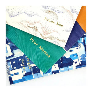 Cuaderno francés con diseño de corazones encuadernado en lomo cuadrado